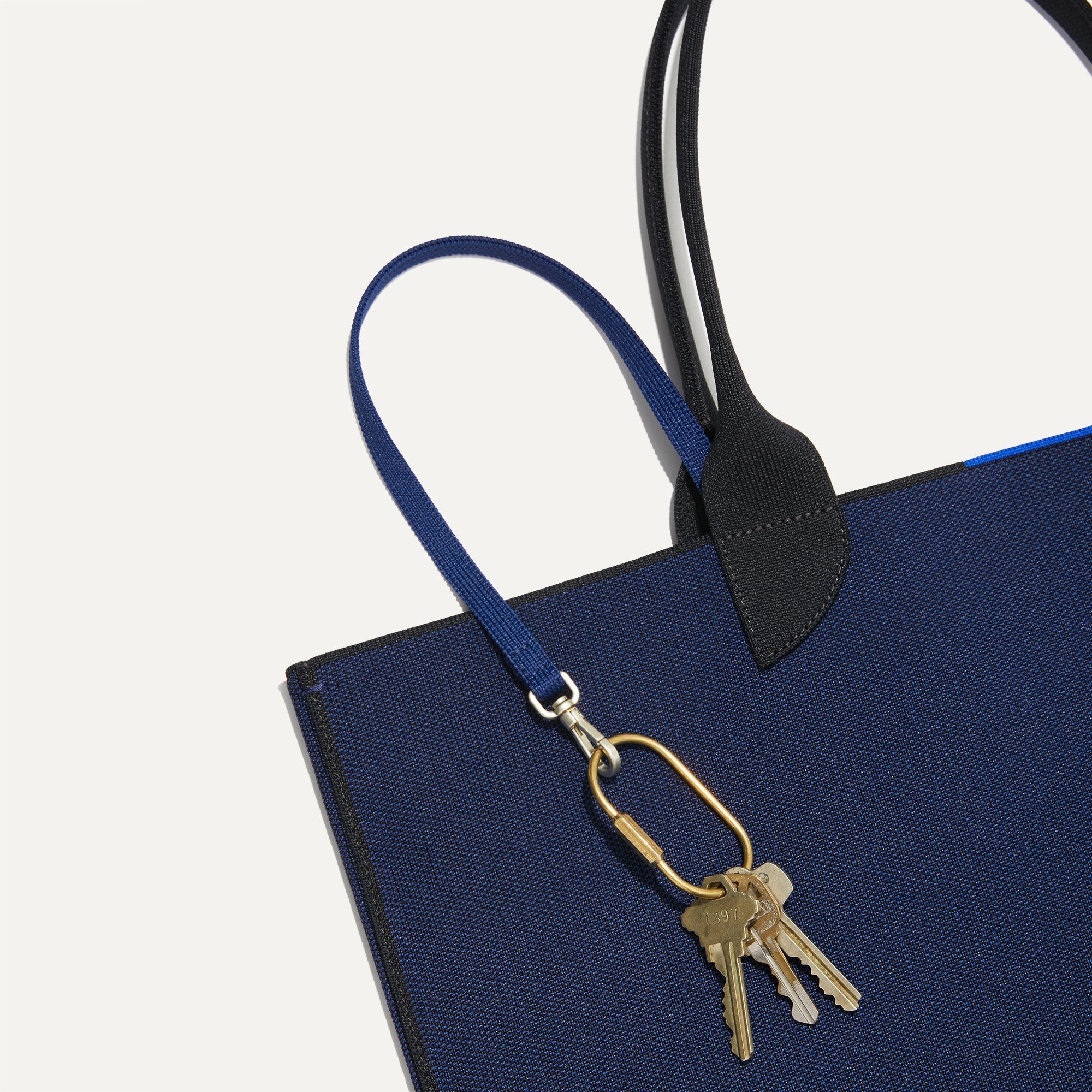 The Lightweight Tote - Sapphire and Onyx - Image 8
