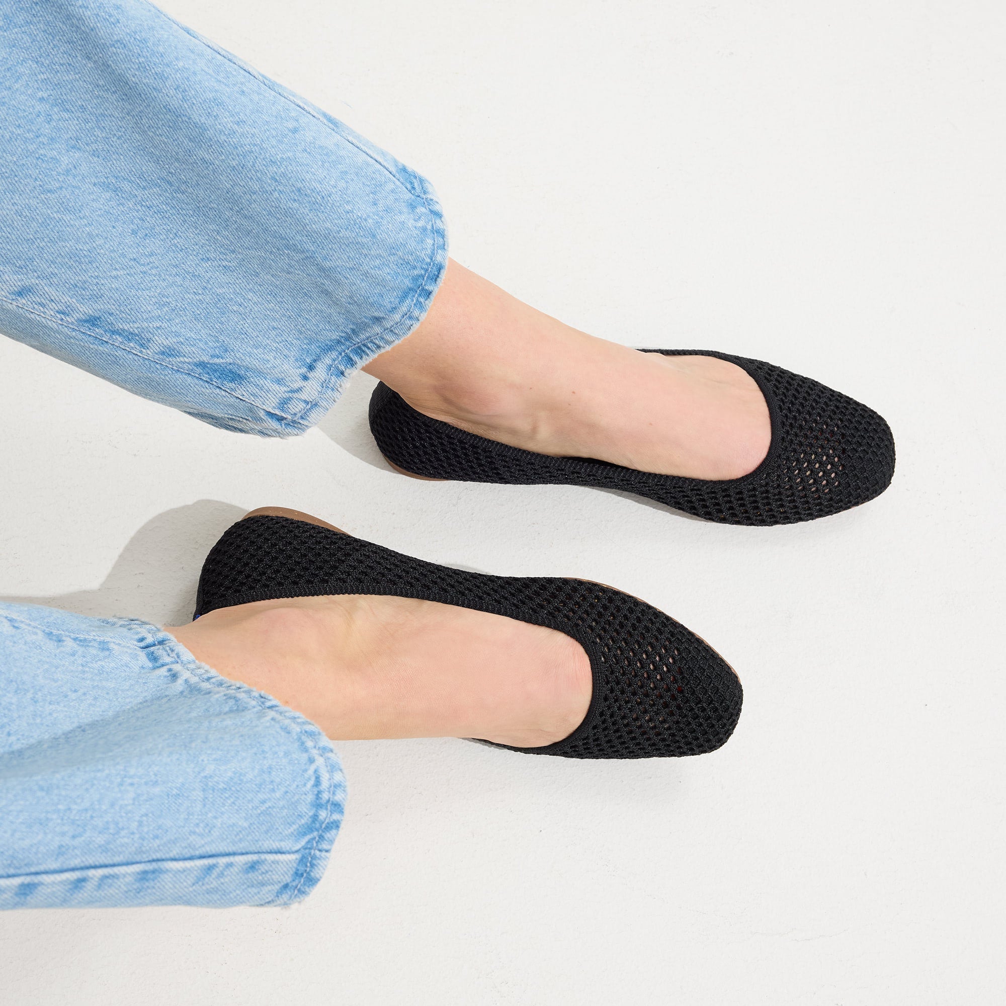 The Max Square - Black Mesh - Image 3